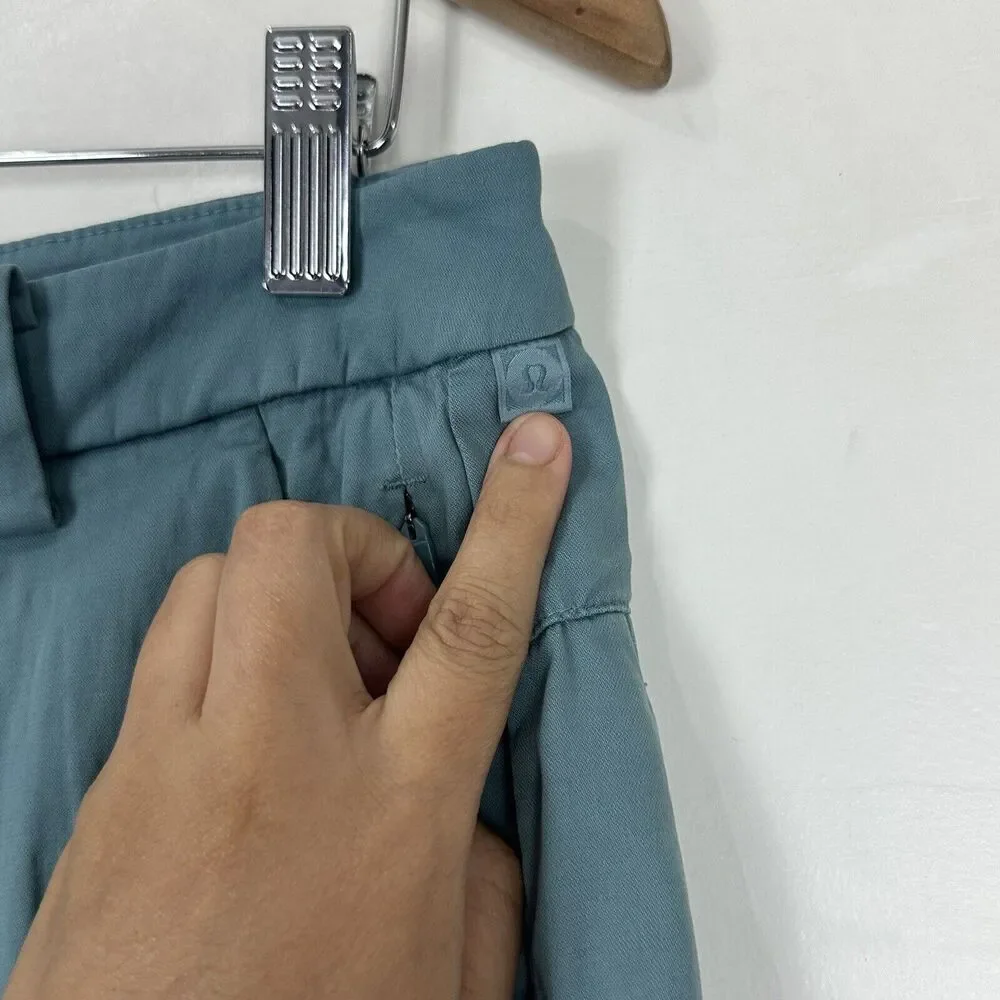 Lululemon Commission Short Slim *Chino 9